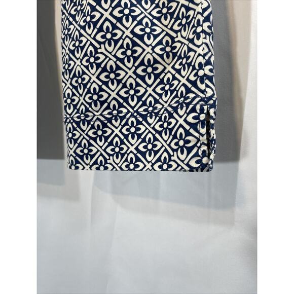 Lilly Pulitzer 2‎ Palm Beach Fit Soft Corduroy Blue Floral Capris Pants - Picture 2 of 12